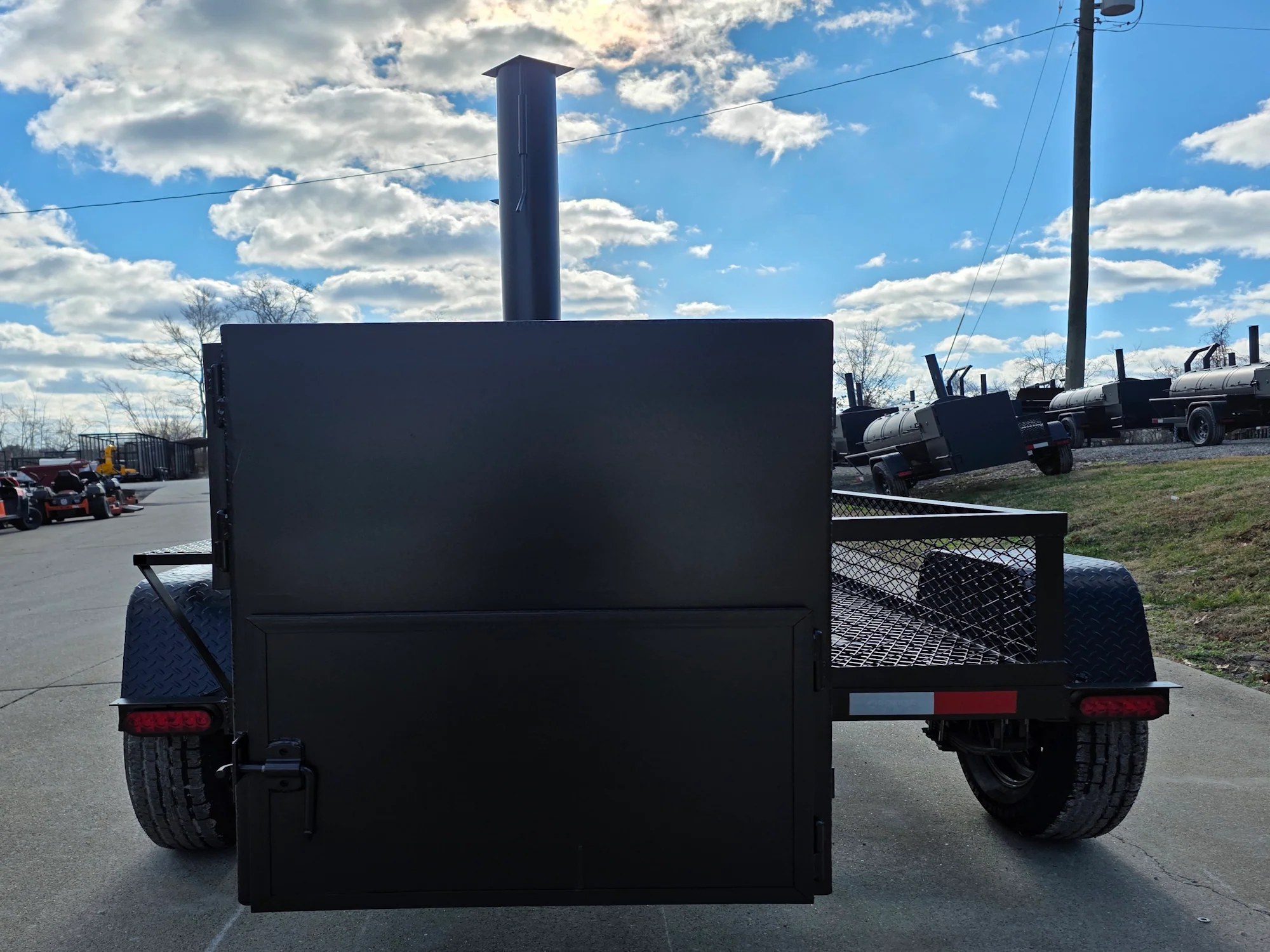 BBQ Smoker 300 Gallon Pull Behind Trailer 2 Door 1/2 Smoker 1/2 Charcoal Grill - Image 5