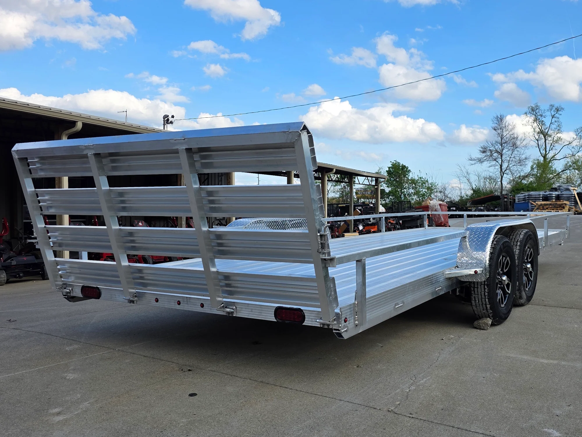 7' x 20' All Aluminum Straight Deck Utility Trailer Tandem (2) 3,500lb Axles - Image 4