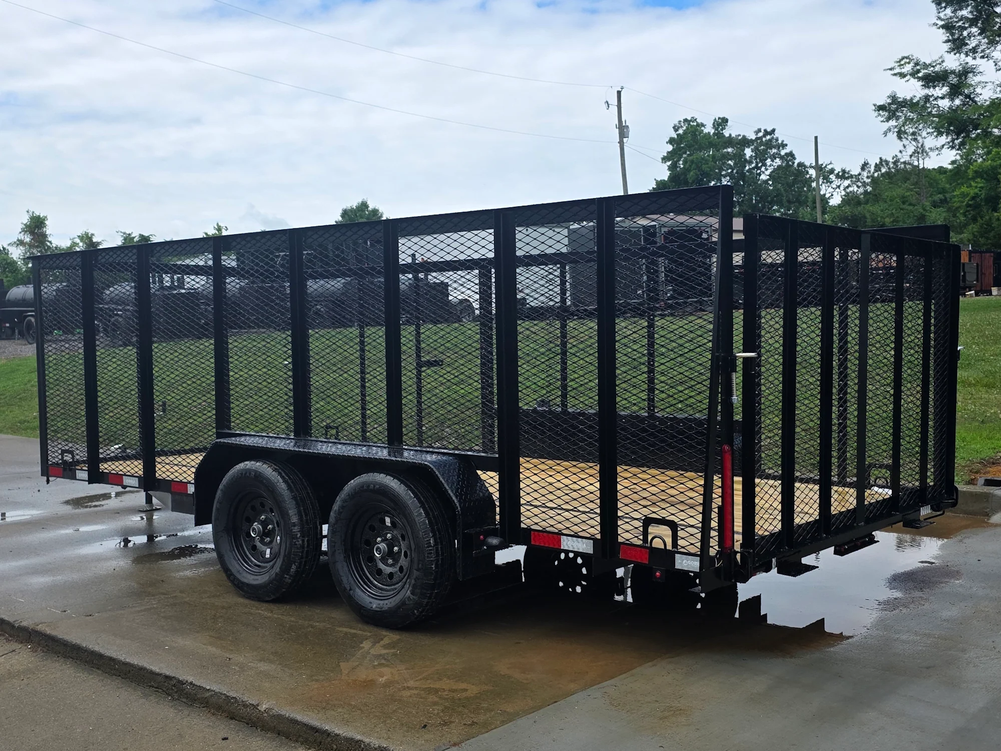 7x16 Powder Coated Straight Deck Utility Trailer with 4.5ft Mesh Sides (2) 3500lb Axles - Image 3