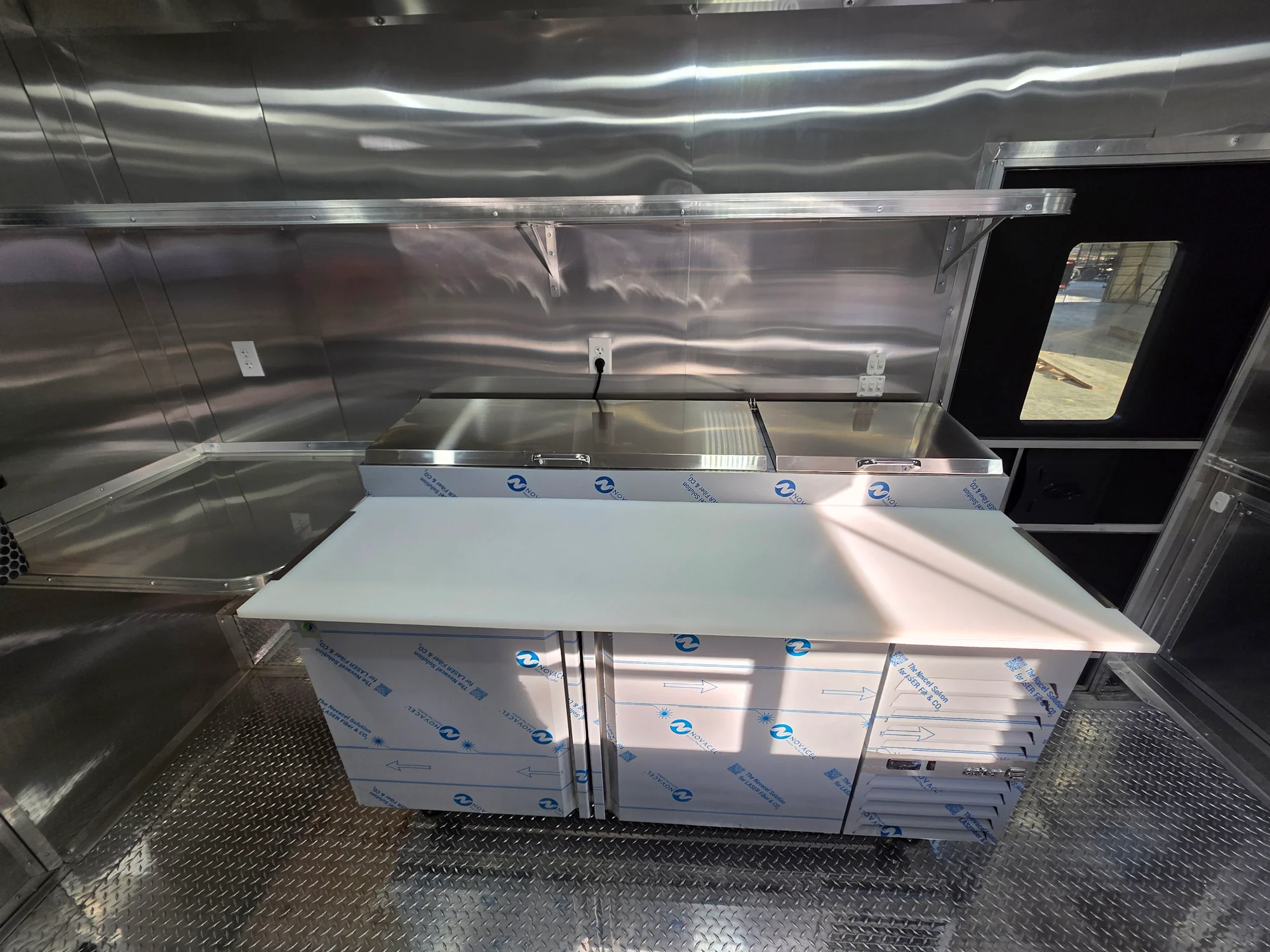8.5' X 20' Custom Concession Pizza Event Catering - Image 16