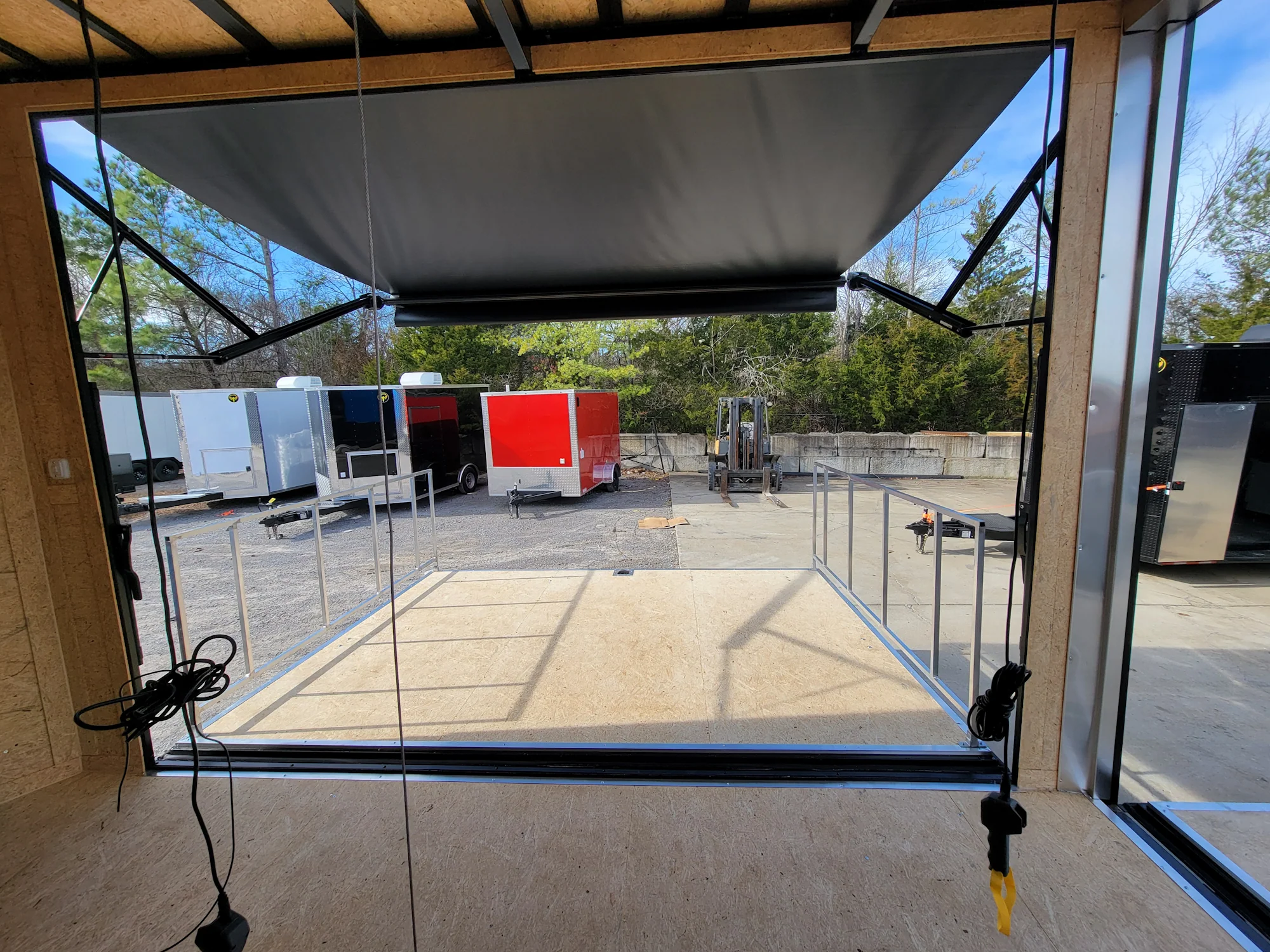 8.5' x 14' Custom Stage Trailer Cobalt Blue With Blackout - Image 14