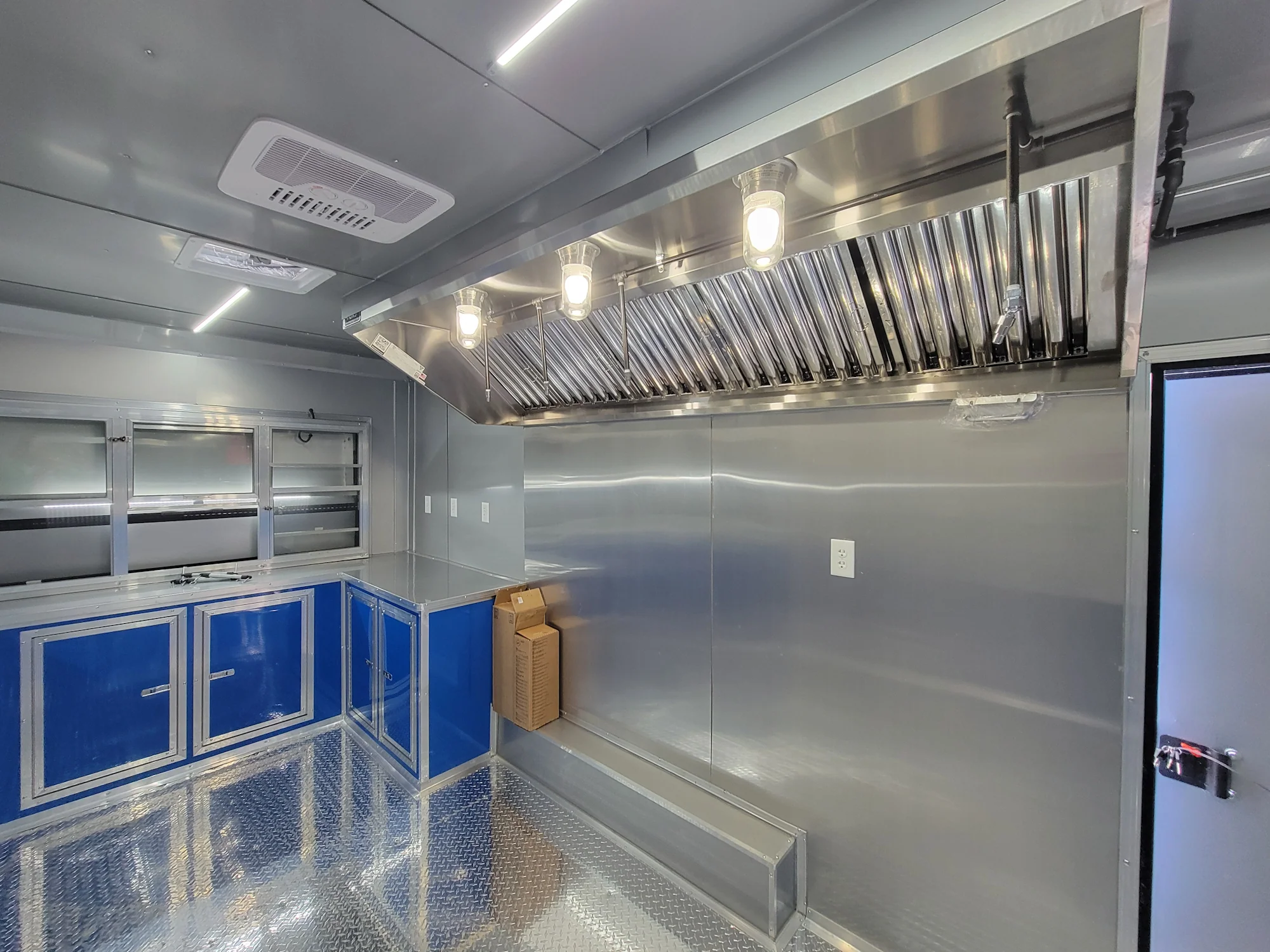 Concession Trailer 8.5' X 18' Cobalt Blue With Blackout & Walk On Roof Food Event Catering - Image 13