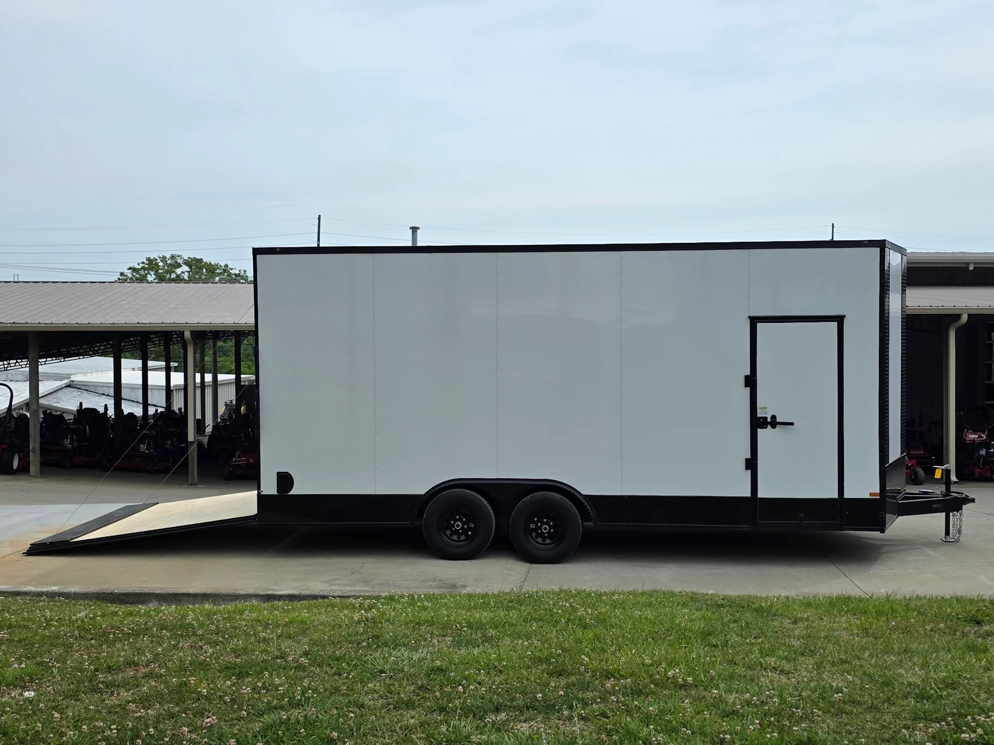 8.5'x20' White V-Nose Enclosed Trailer with Blackout Package 2-5200lb Axles - Image 14