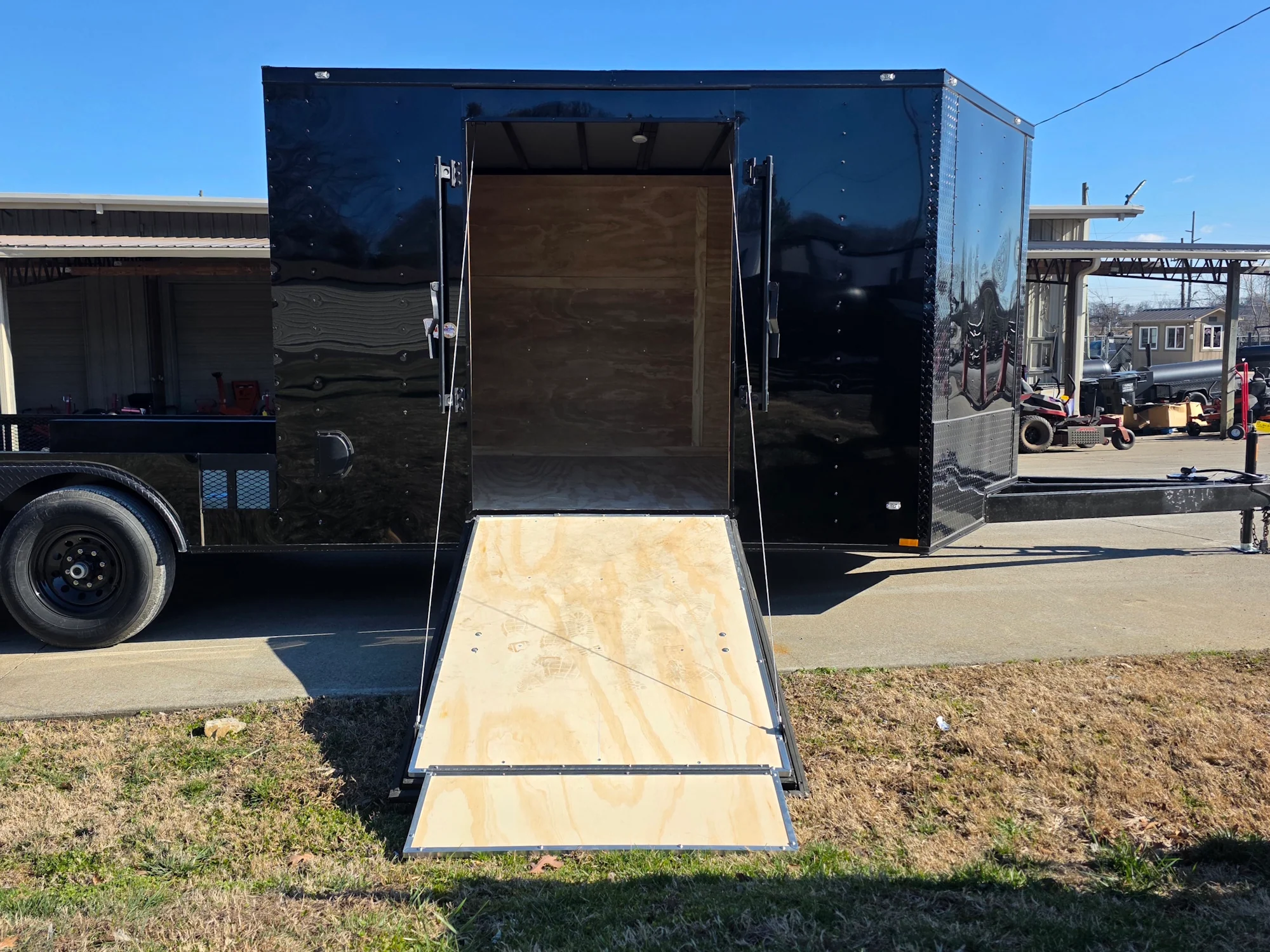 8.5x24 V-Nose Hybrid Black with Black Trim 2-7k Axles 14k GVWR - Image 26