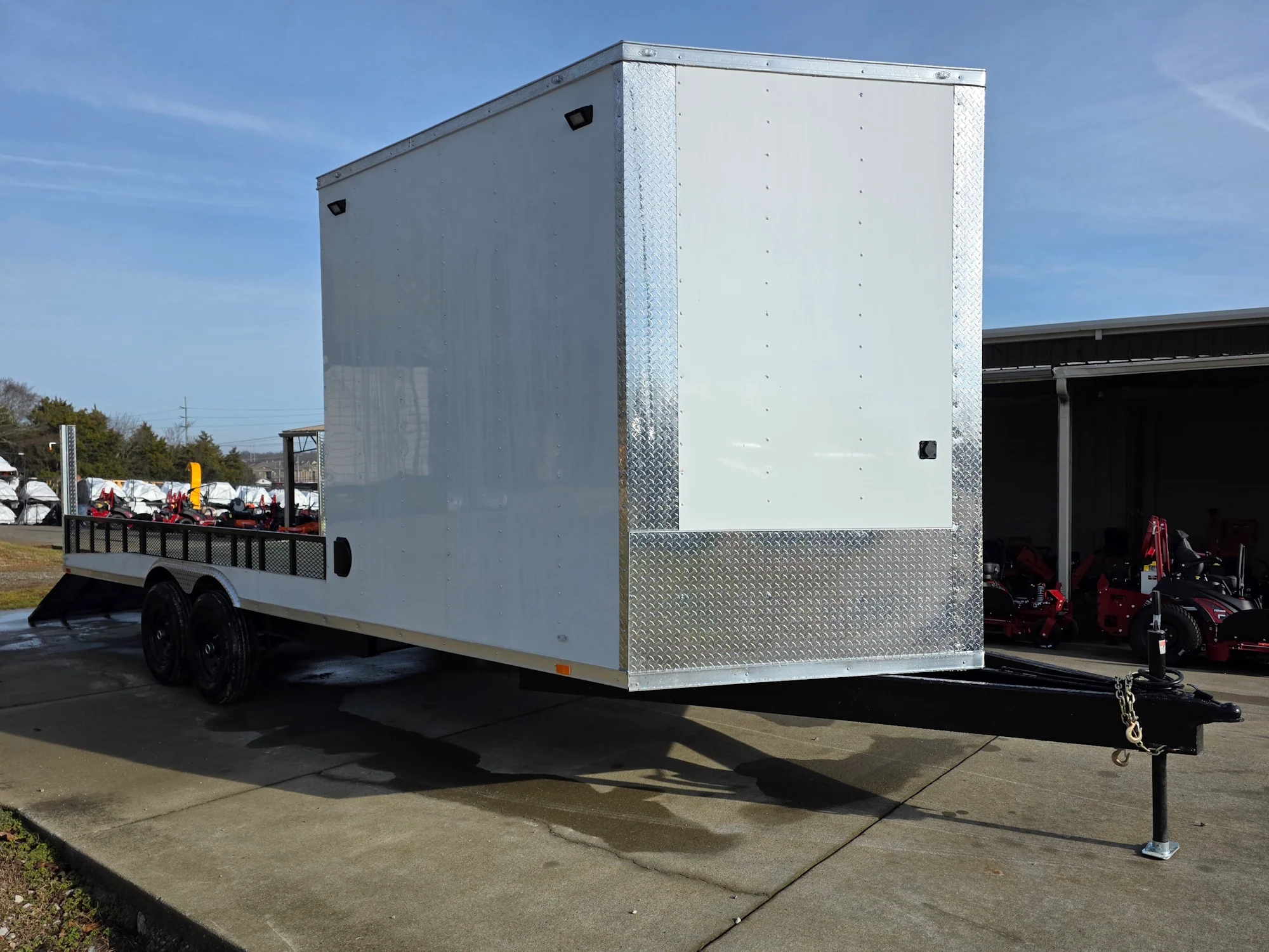 8.5x24 Hybrid White Enclosed V-Nose Trailer (2) 7000lb Axles 14k GVWR - Image 11