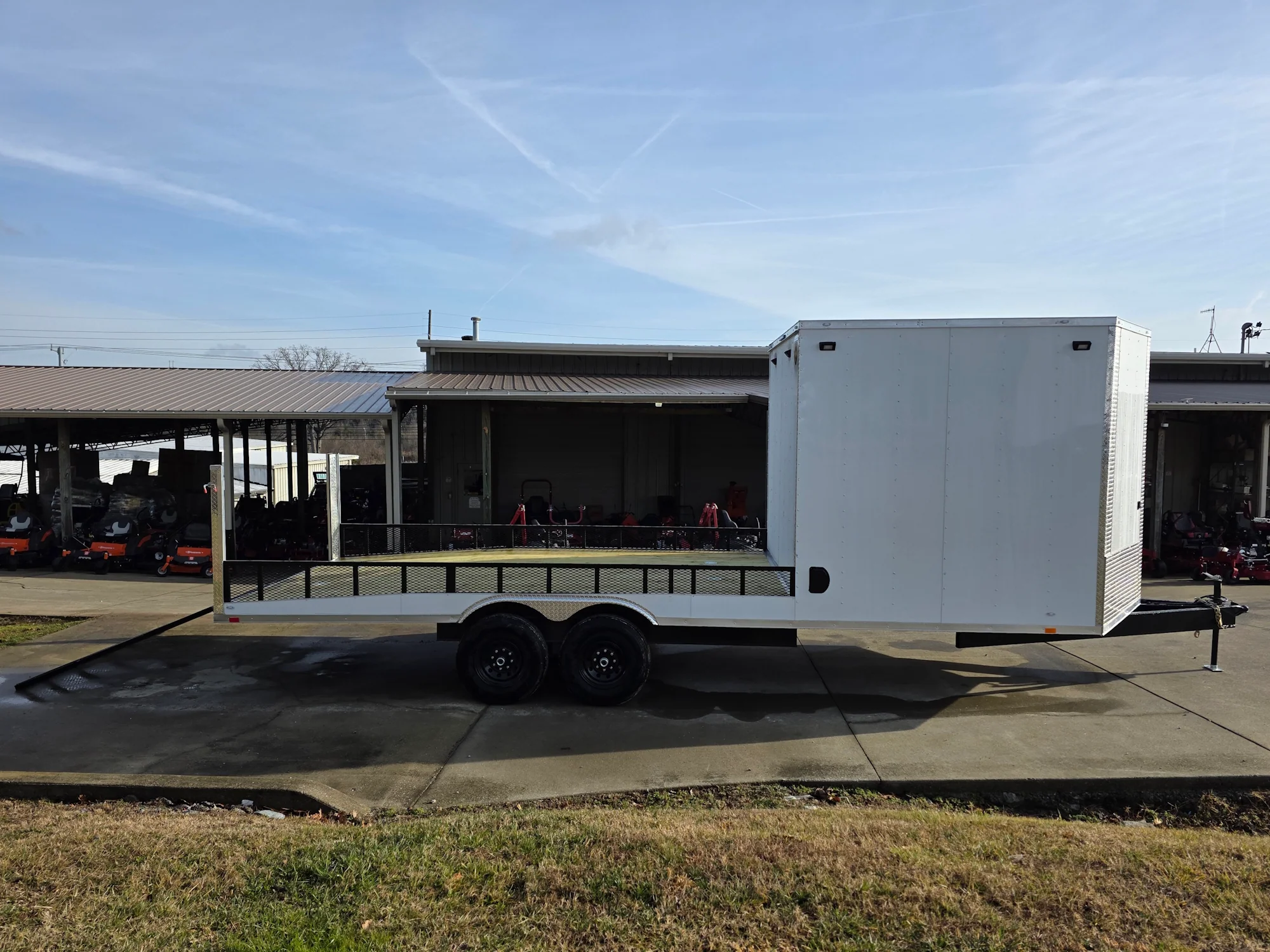 8.5x24 Hybrid White Enclosed V-Nose Trailer (2) 7000lb Axles 14k GVWR - Image 12