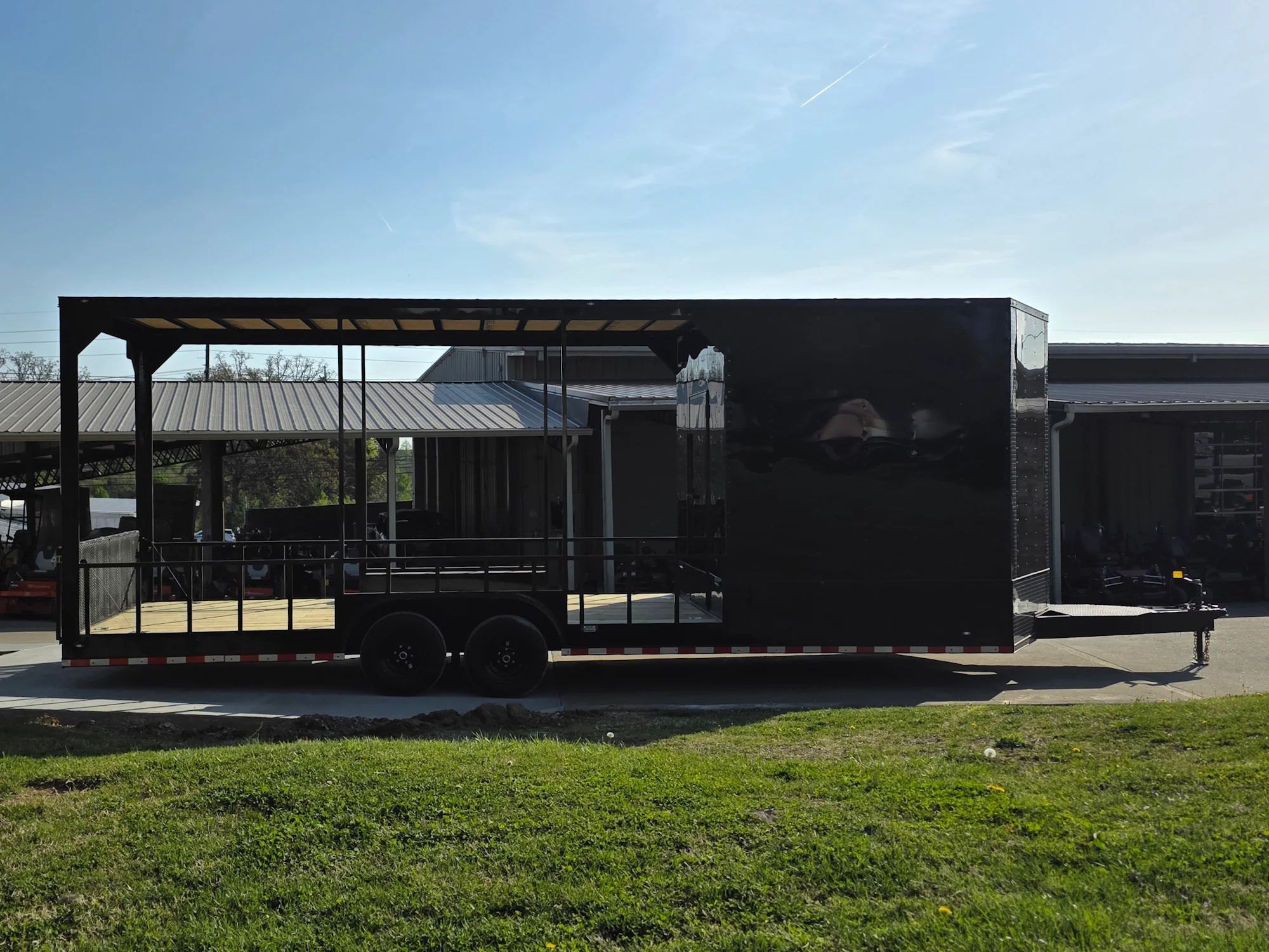 8.5'x26' Black Hybrid Trailer w/ Roof Covered Rear Deck & Generator Box - Image 3
