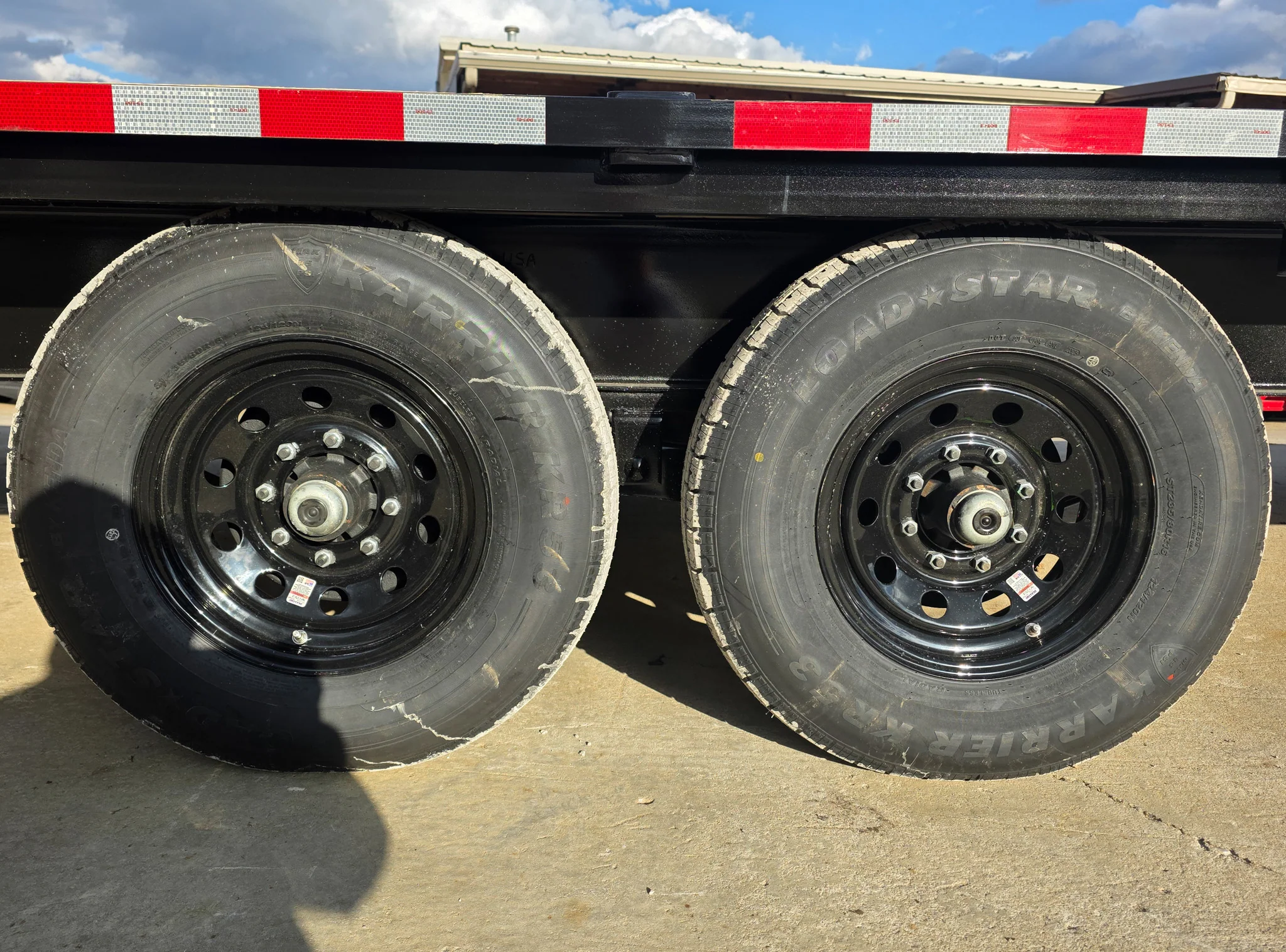 8.5x30 IBeam Deckover Trailer Dovetail (2) 7K Axles King Kong Ramps 14k GVWR - Image 21