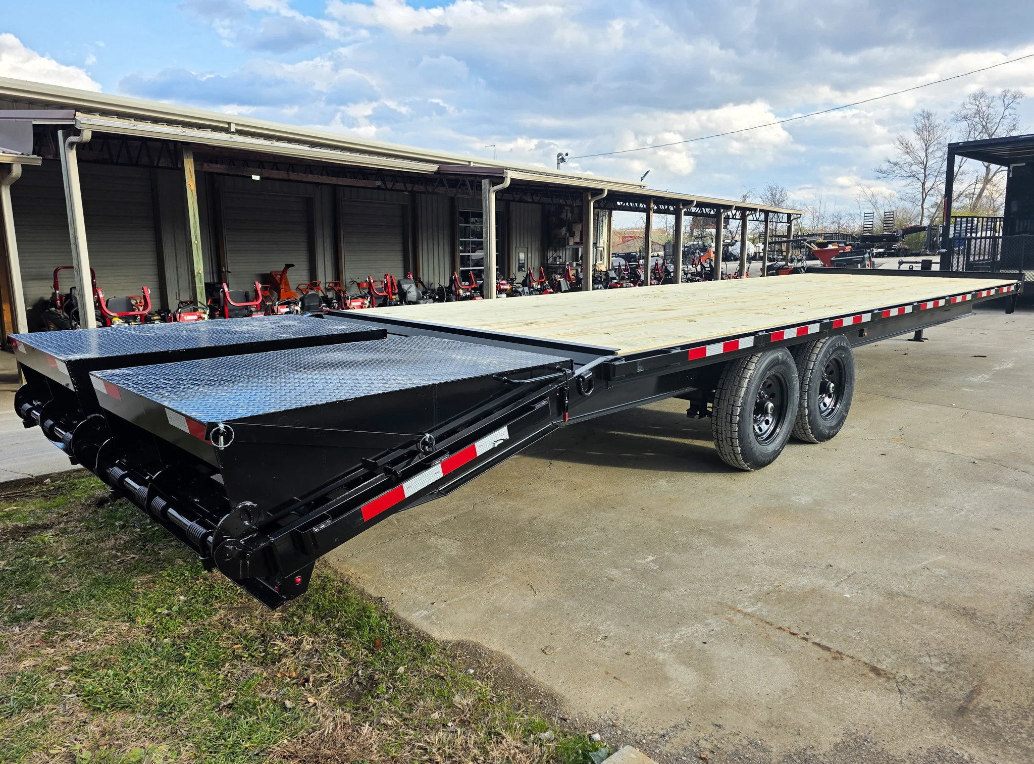 8.5x30 IBeam Deckover Trailer Dovetail (2) 7K Axles King Kong Ramps 14k GVWR - Image 6