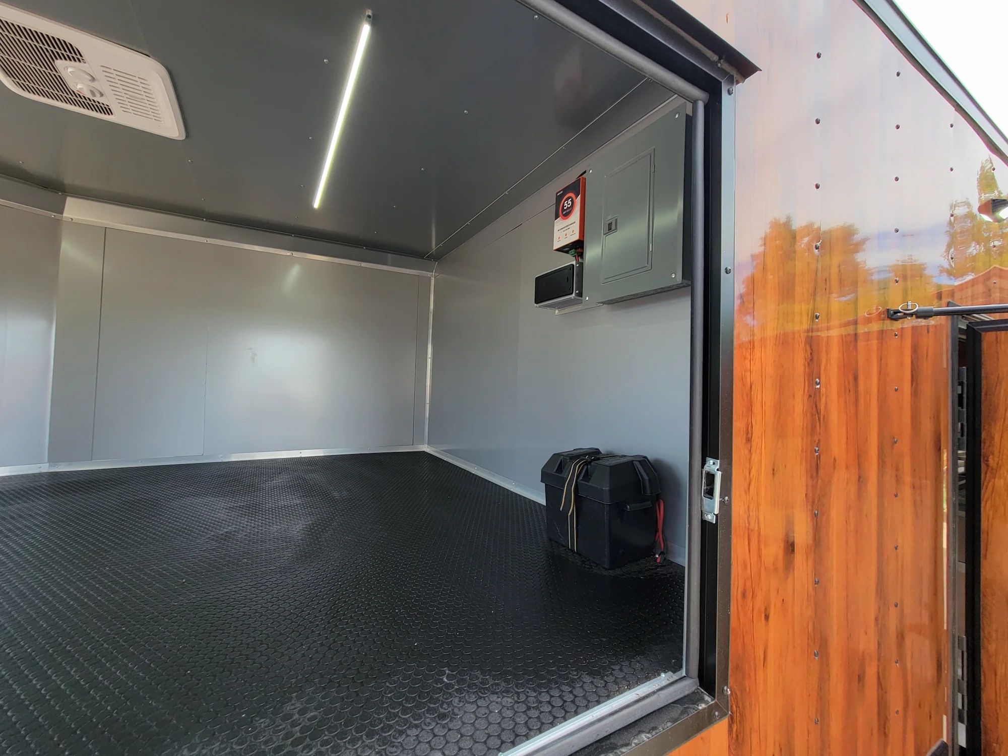 8.5’ X 32’ Woodgrain Gooseneck Concession Mobile Business Trailer Fully Loaded Premium Build - Image 23