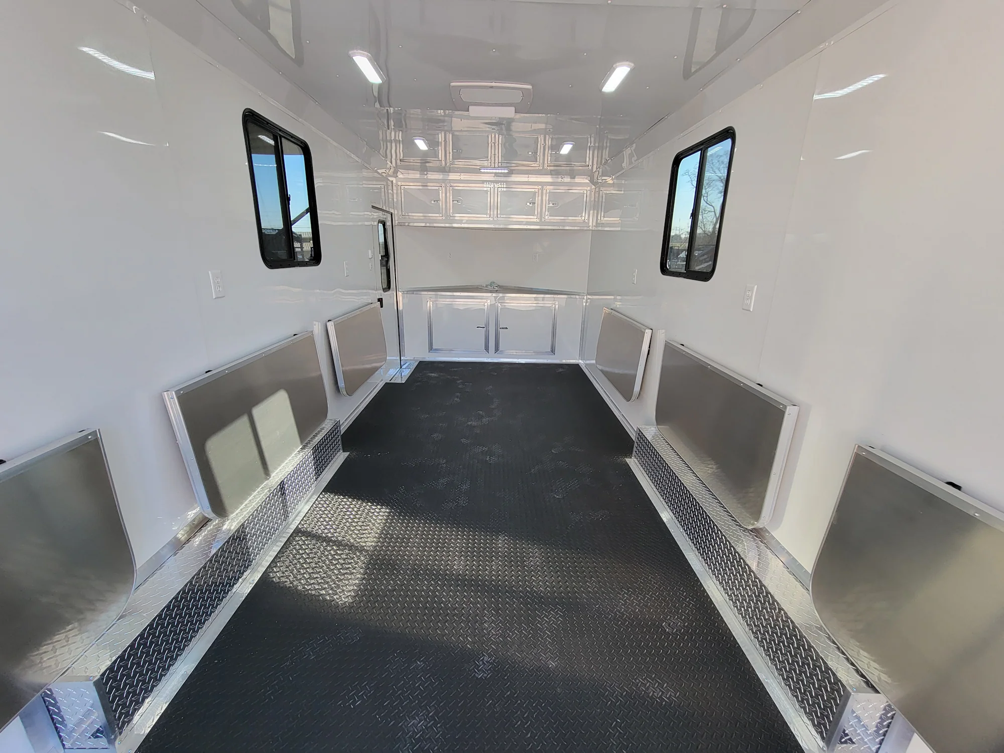 8.5' X 20' Black With Blackout Office and Command Center Enclosed Trailer - Image 30