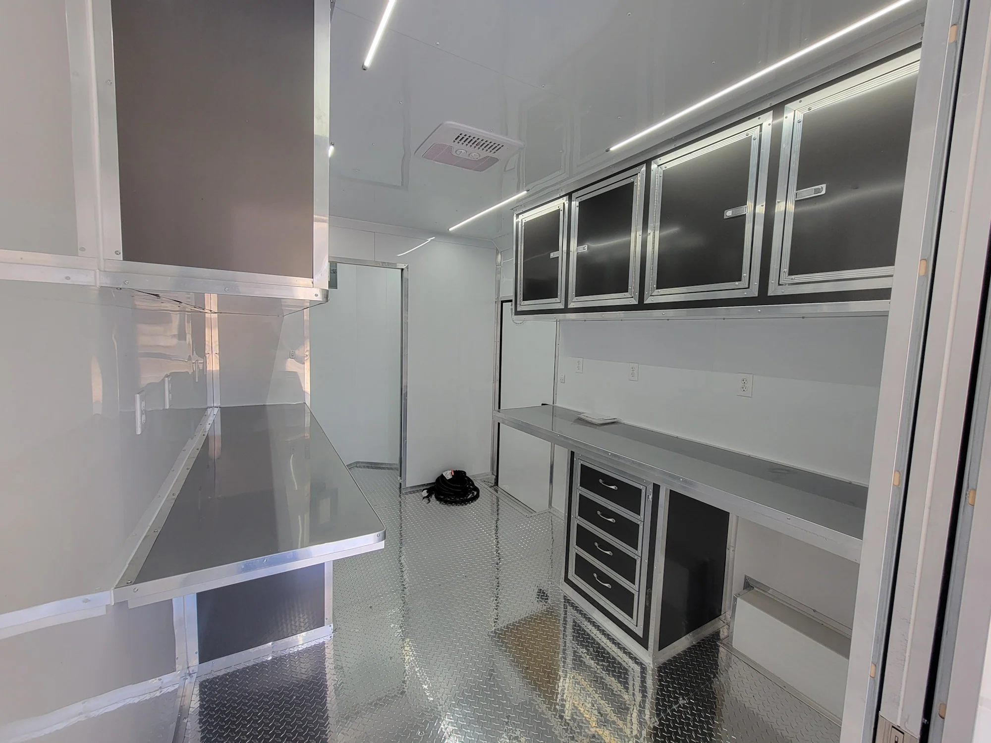 8.5' X 20' Charcoal Grey Office and Mobile Command Center Enclosed Trailer - Image 14