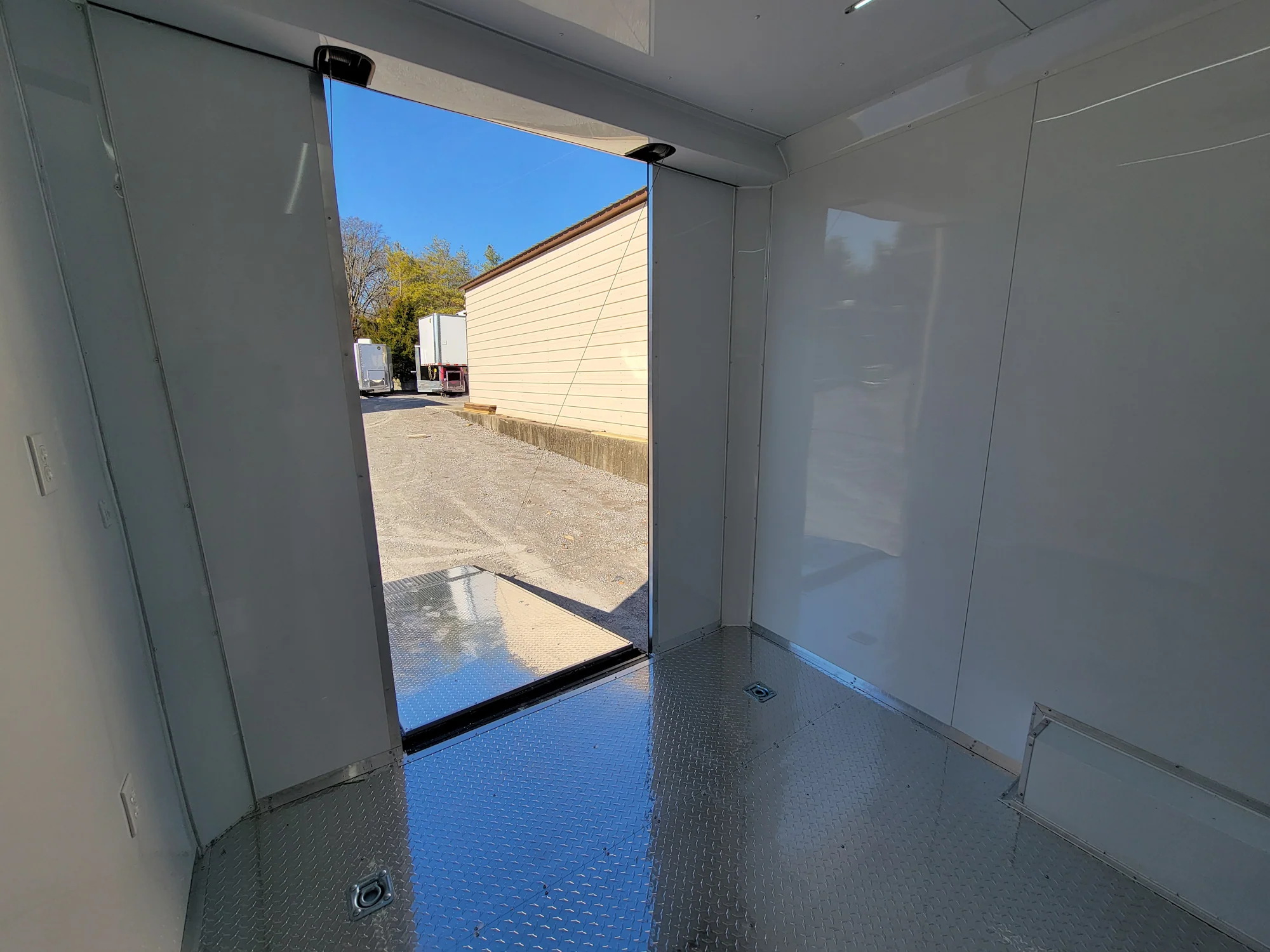 8.5' X 20' Charcoal Grey Office and Mobile Command Center Enclosed Trailer - Image 20