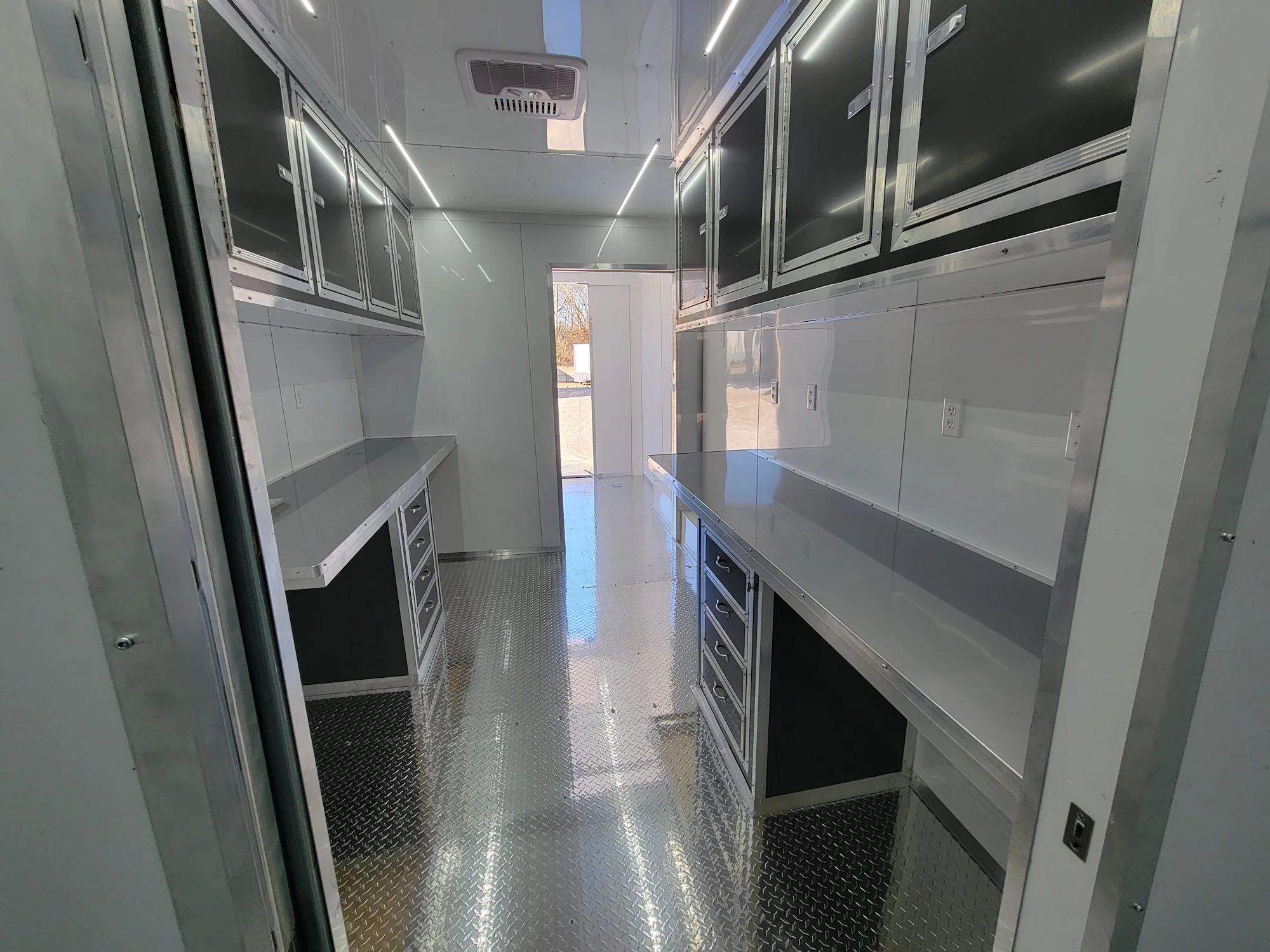 8.5' X 20' Charcoal Grey Office and Mobile Command Center Enclosed Trailer - Image 24