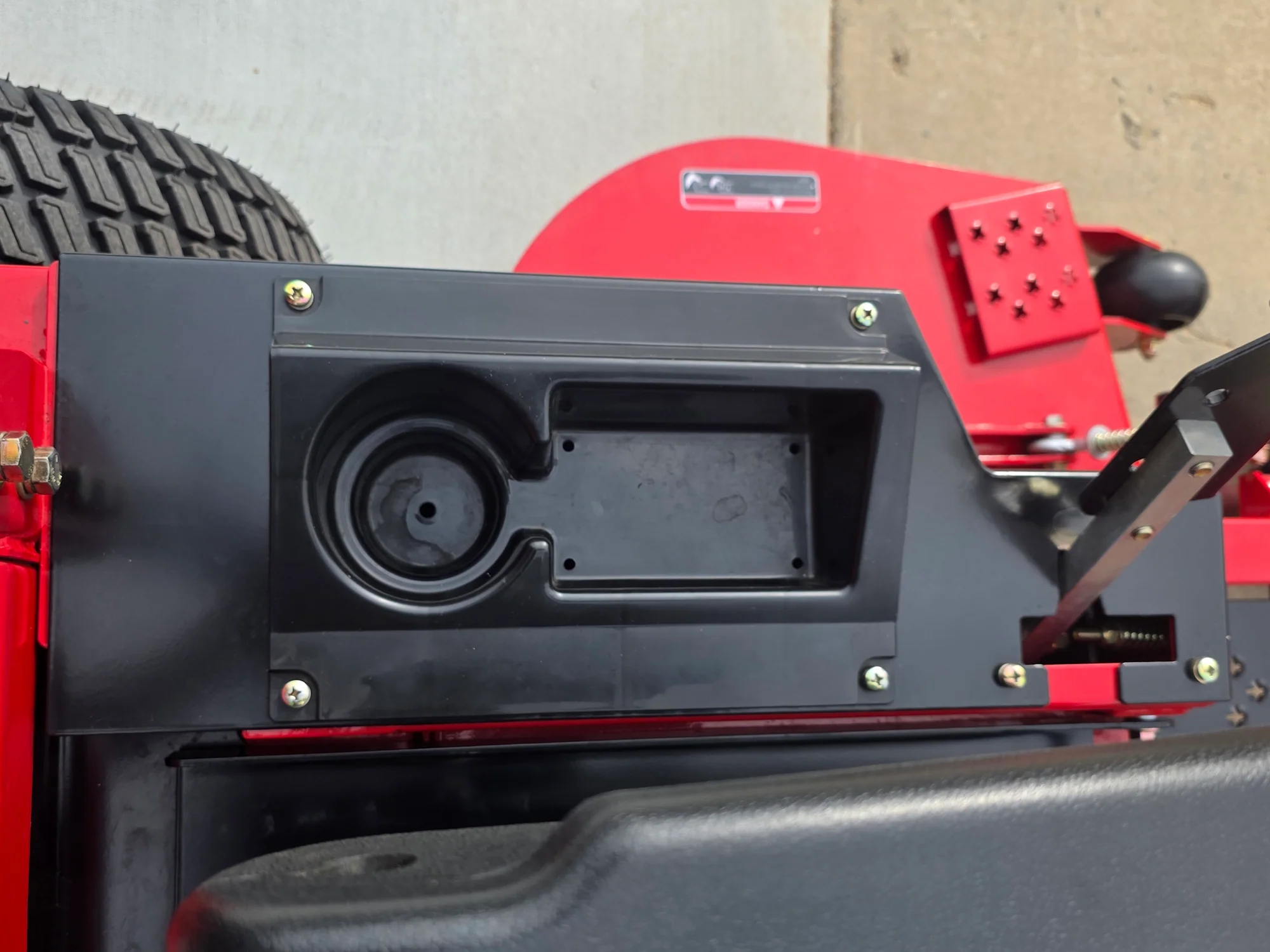 Encore Caliber Electric EC60L26 60" Zero Turn Mower Li-ion Battery LFP 76.8V - Image 10