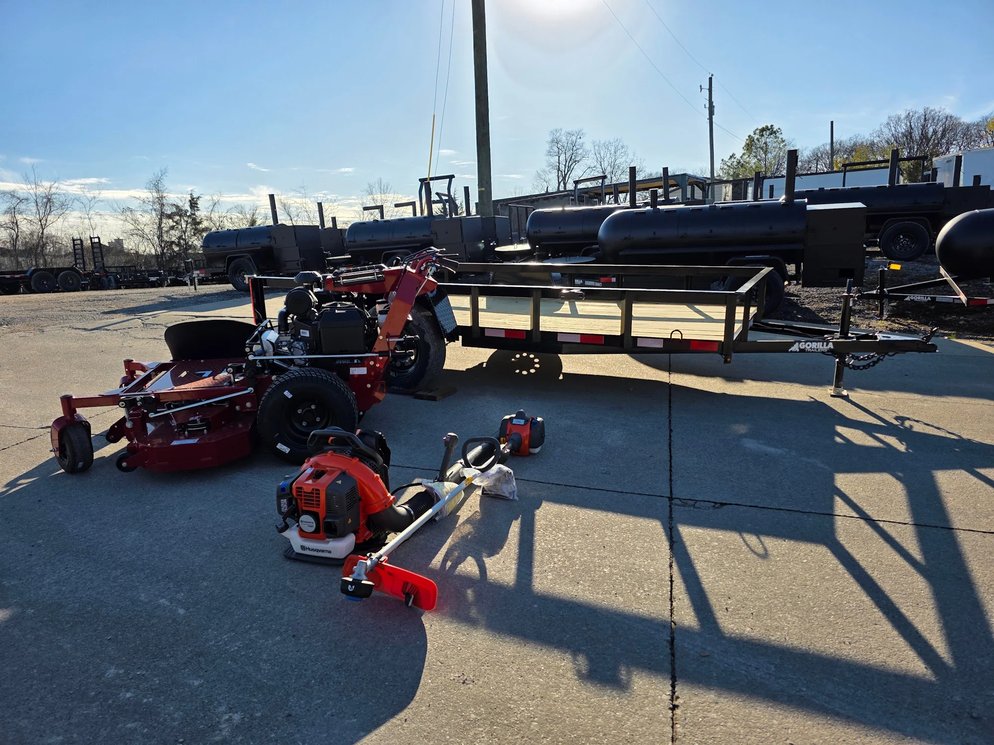 Ferris 5901891 FW45 52" Walk Behind Mower Util Trailer Handhelds Bundle - Image 4