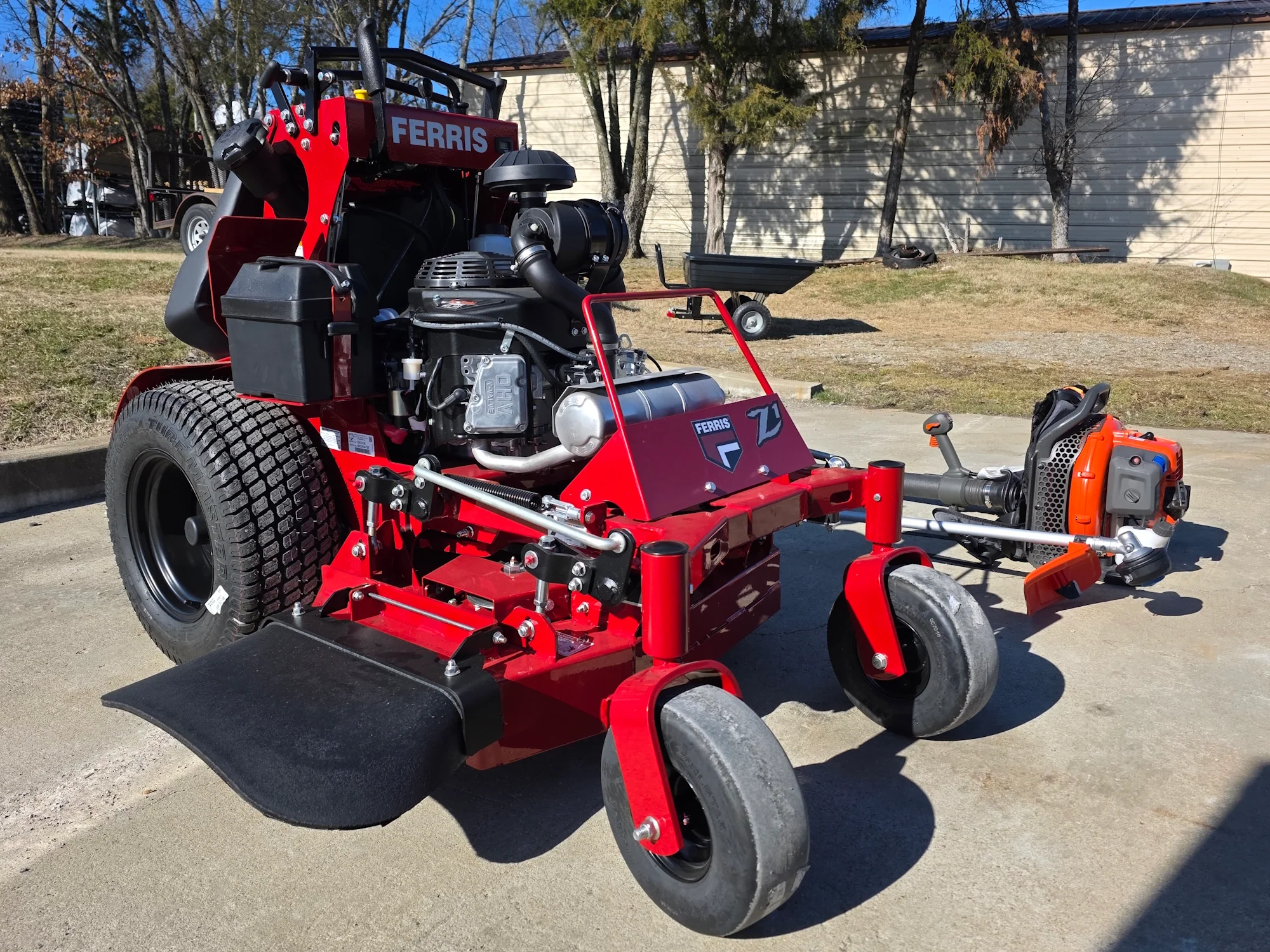 Ferris SRS Z1 36" 19HP Kawasaki Stand-On Mower Handhelds Package (Instant Rebate Included) - Image 7
