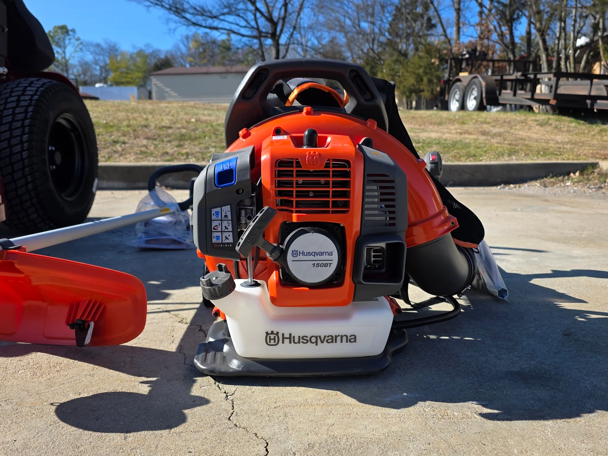 Ferris SRS Z1 36" 19HP Kawasaki Stand-On Mower Handhelds Package (Instant Rebate Included) - Image 8