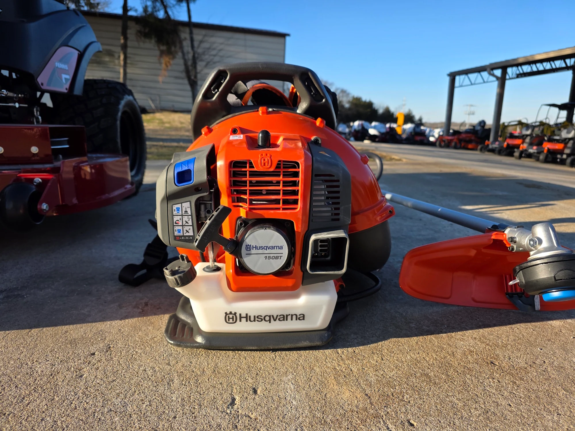 Ferris 5902075 60" ISX800 Zero Turn Mower Handhelds Bundle (Instant Rebate Included) - Image 8