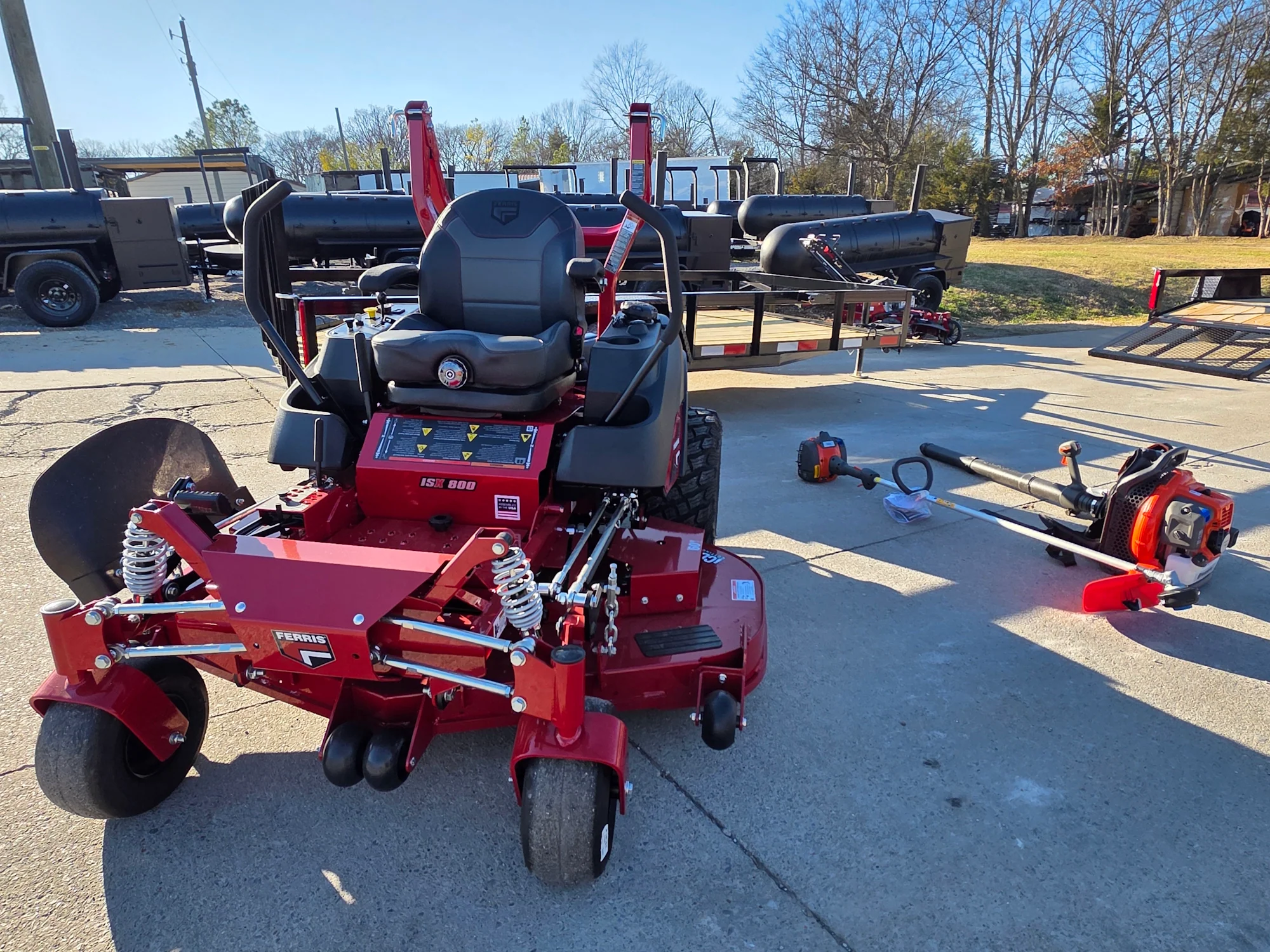 Ferris 5902075 60" ISX800 Zero Turn Mower Util Trailer Handhelds Bundle - Image 10