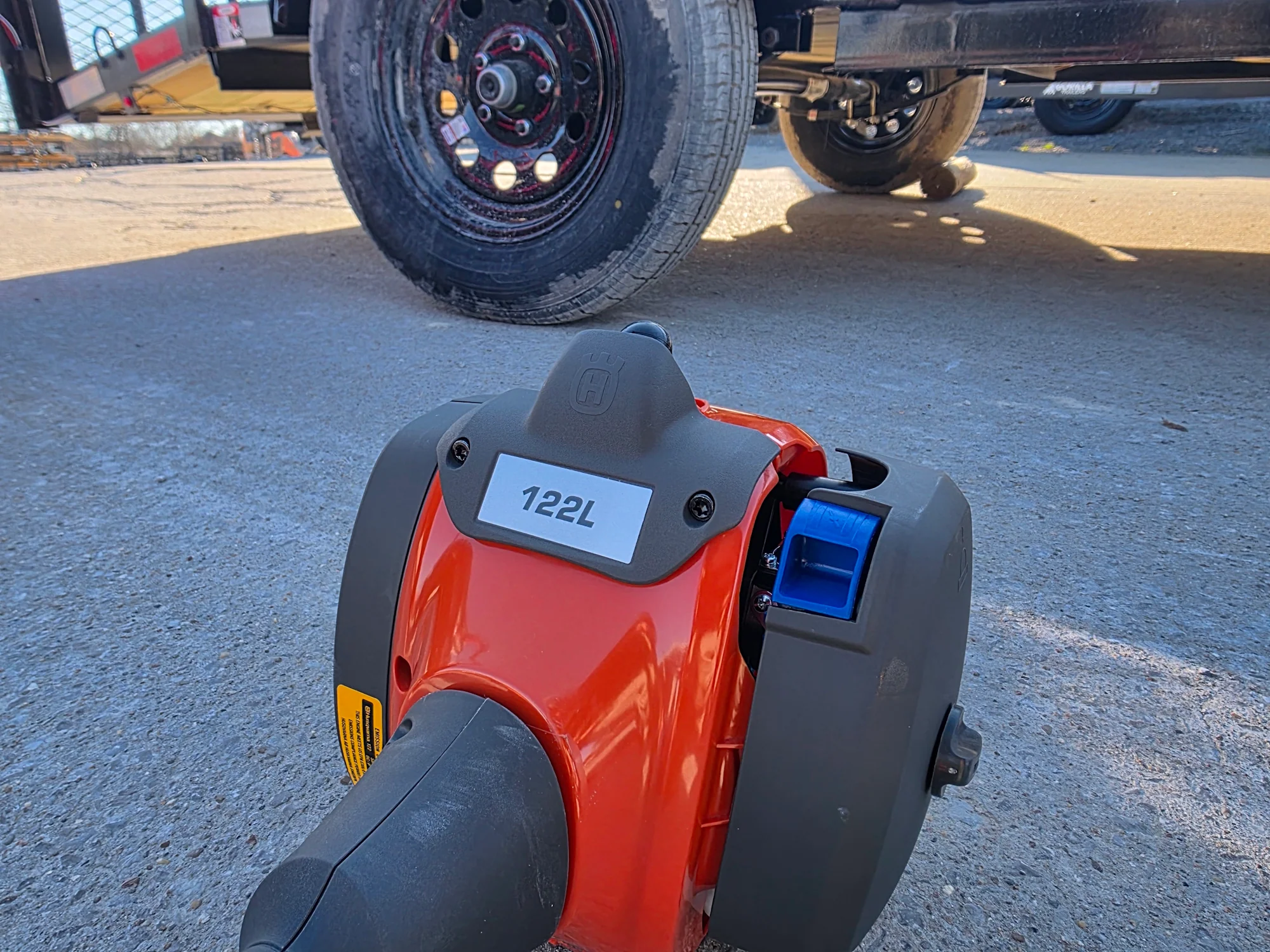 Ferris 5902075 60" ISX800 Zero Turn Mower Util Trailer Handhelds Bundle - Image 6
