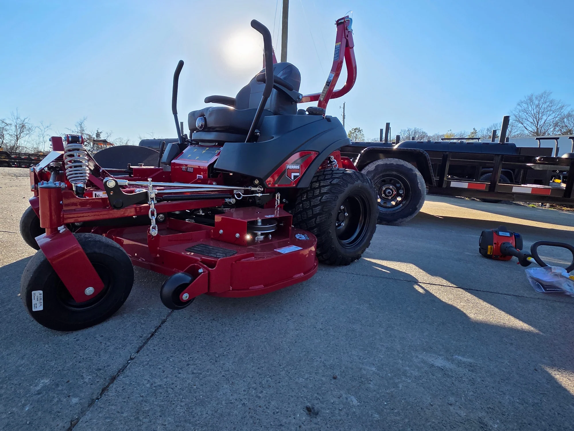 Ferris 5902075 60" ISX800 Zero Turn Mower Util Trailer Handhelds Bundle - Image 9