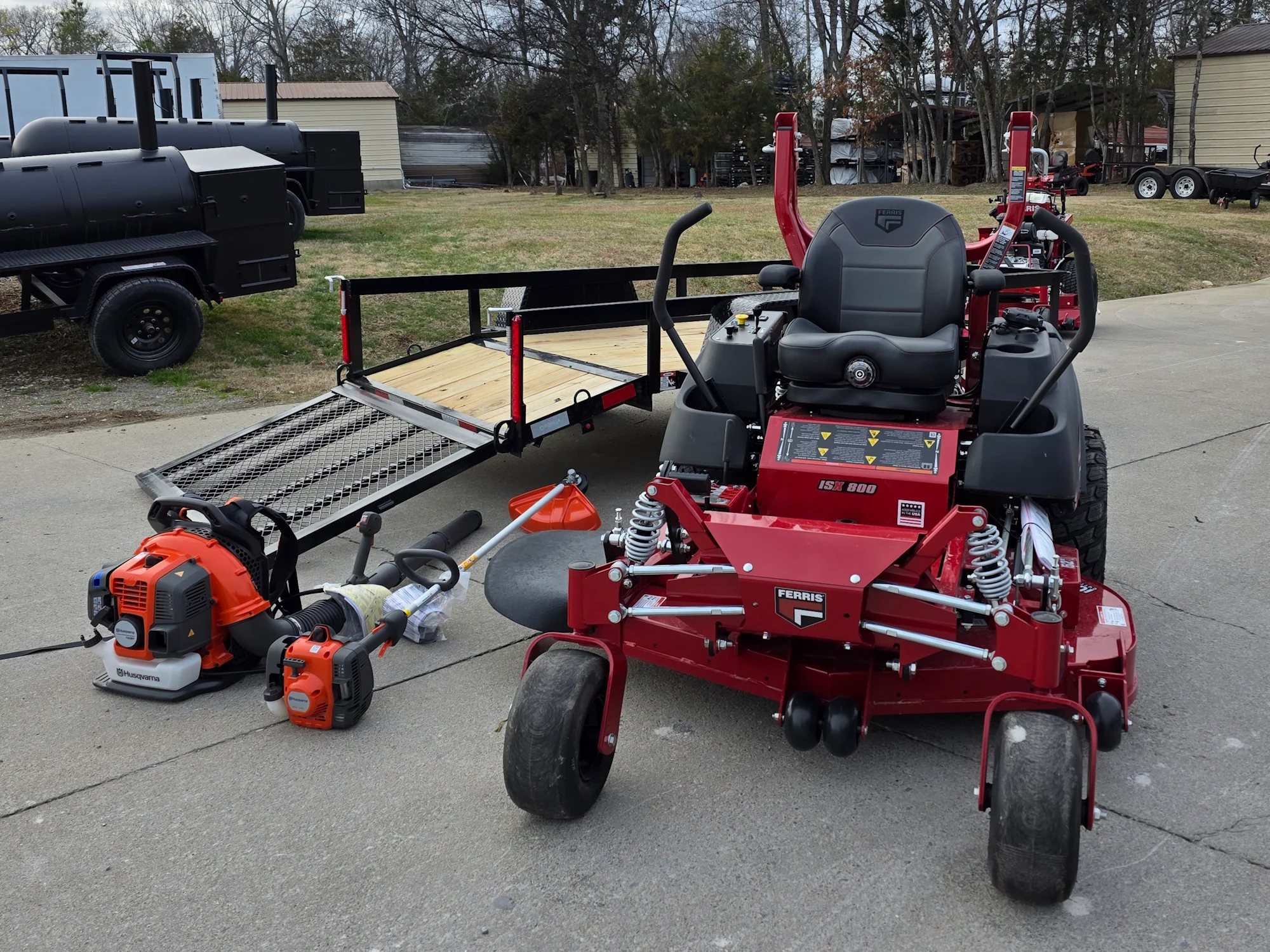 Ferris 5902154 52" ISX800 Commercial Zero Turn Mower Utility Trailer Handheld Bundle - Image 6