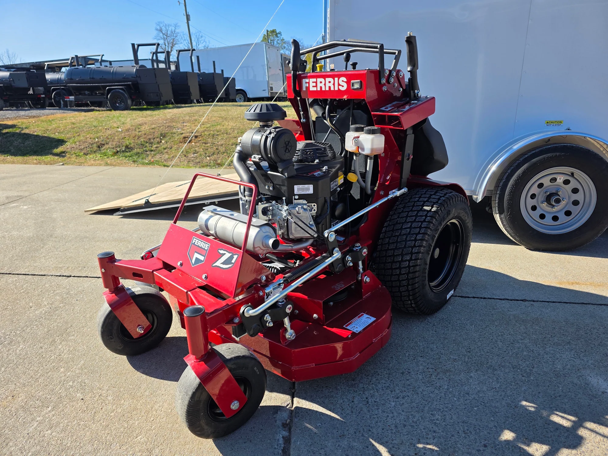 Ferris SRS Z1 36" 19HP 5901939 Kawasaki Stand-On Mower Handhelds Enclosed Trailer Bundle - Image 11