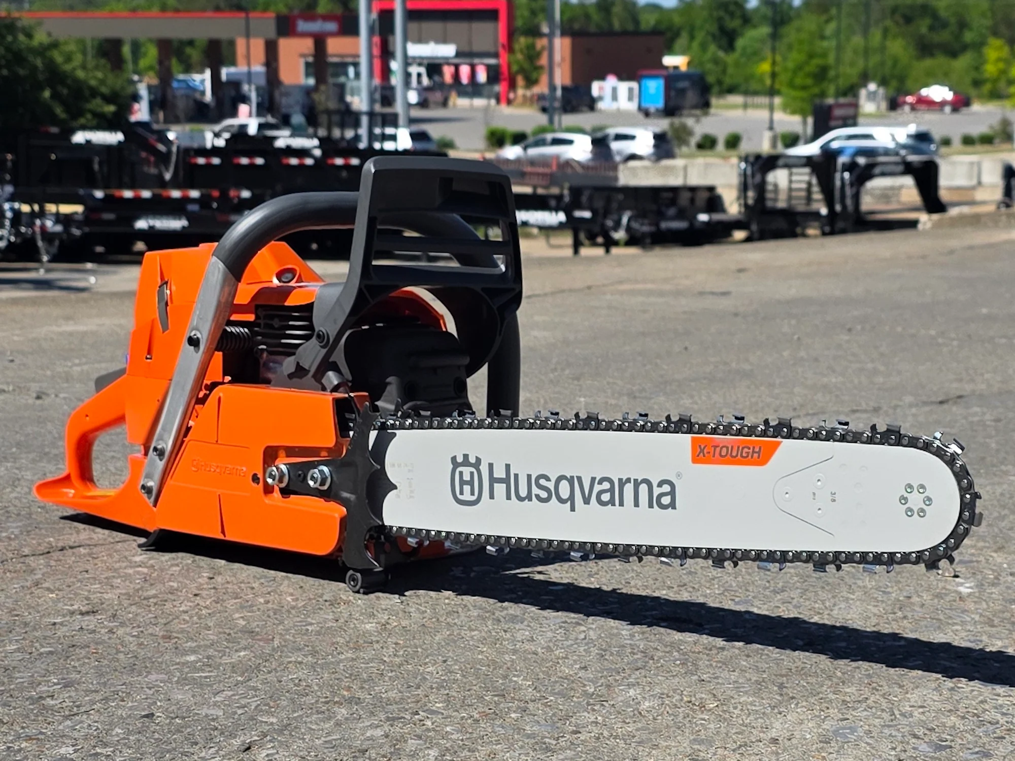 Husqvarna 372XP Gas Chainsaw 20" 3/8 Pitch .050 Gauge 70.7cc (Unboxed) - Image 8