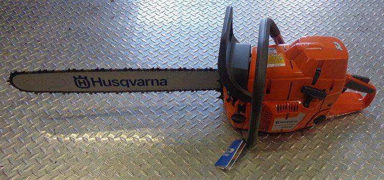 Husqvarna 390XP Chainsaw 20" Bar Professional - 88cc Engine - Image 7