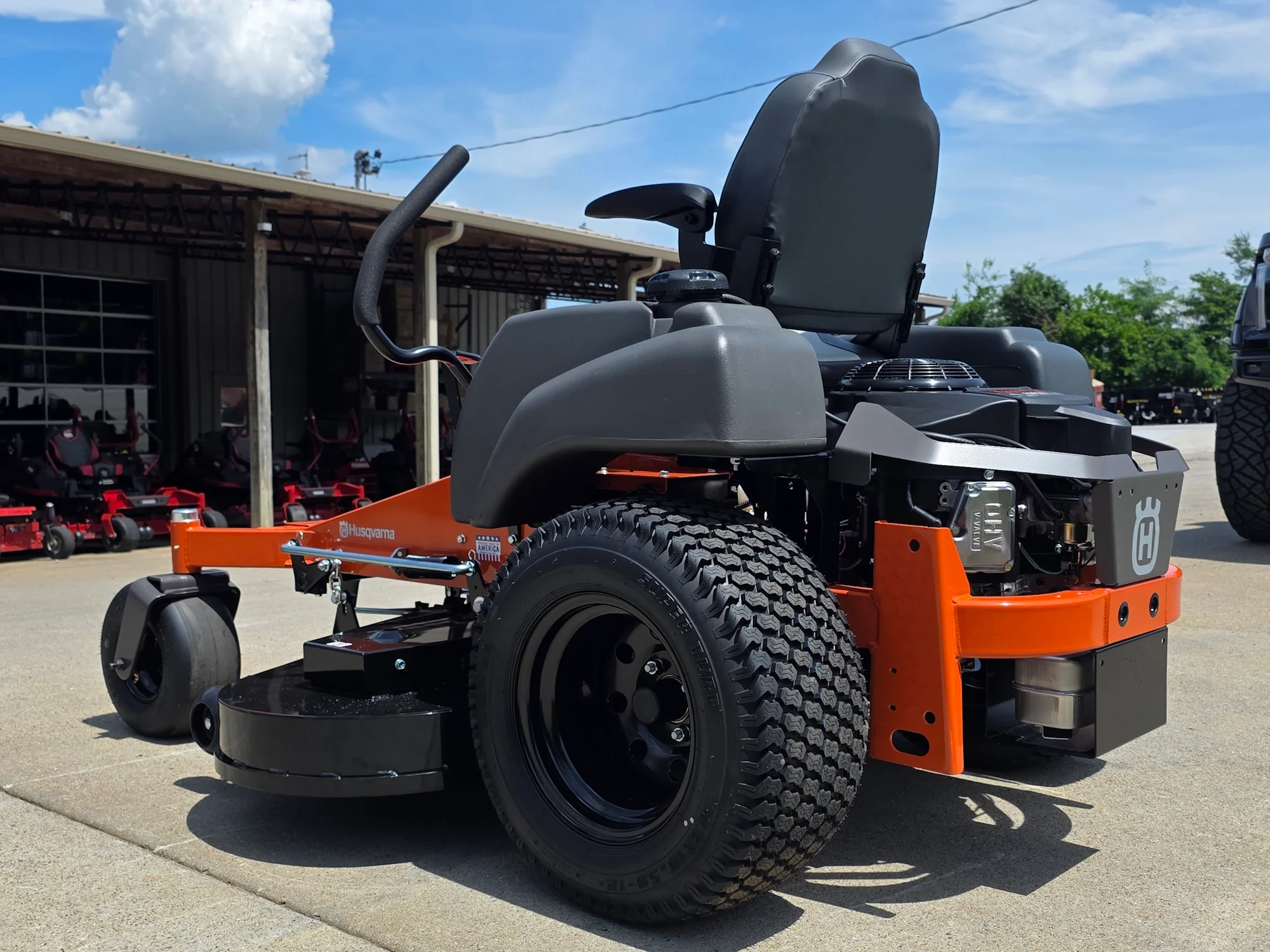 Husqvarna MZ61 61" Special Edition Zero Turn Mower 24HP KAW (Scratch and Dent) - Image 6