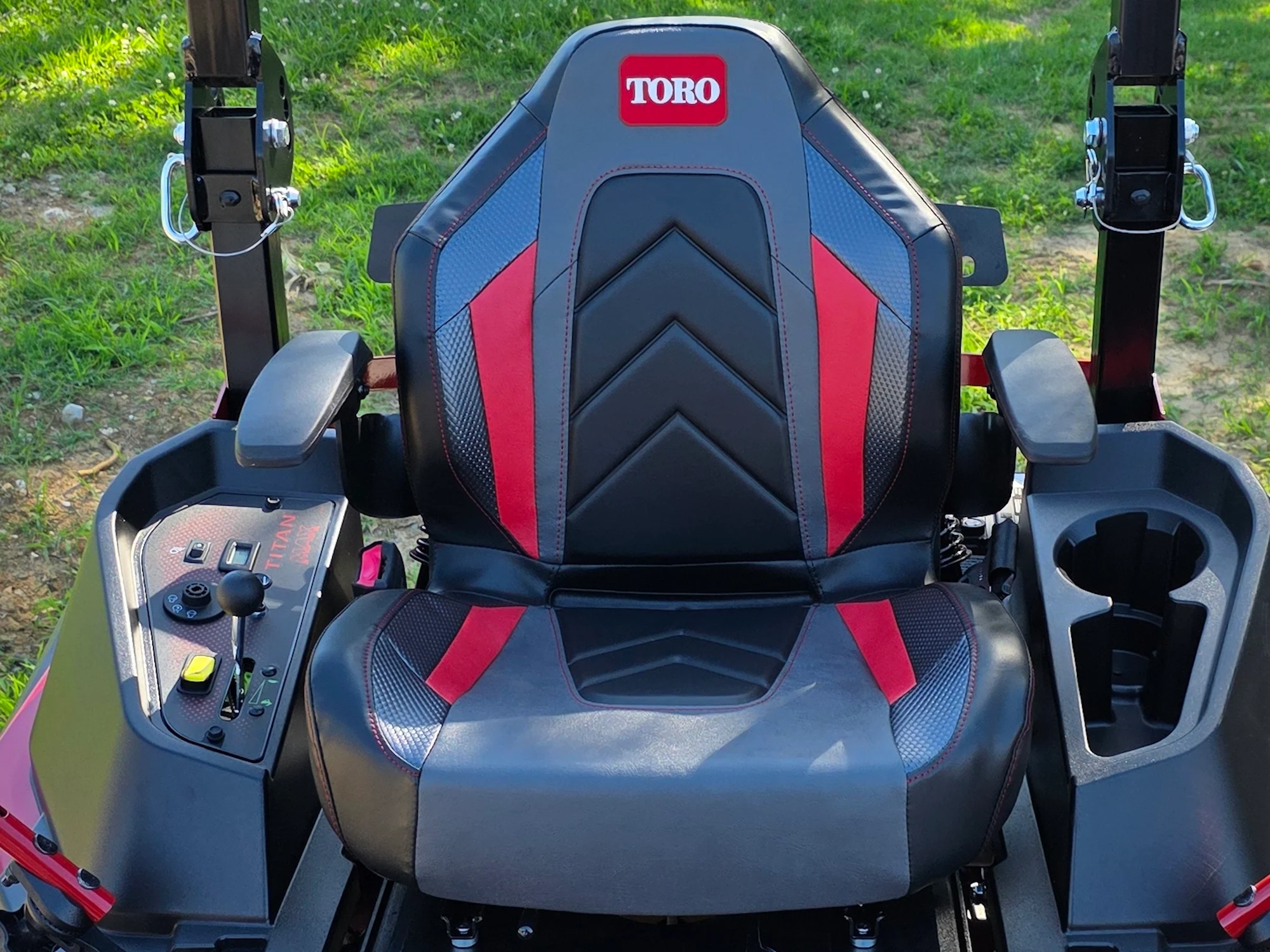 Toro 76609 Titan Max MyRide 60" Zero Turn Mower 24HP Kawasaki - Image 18