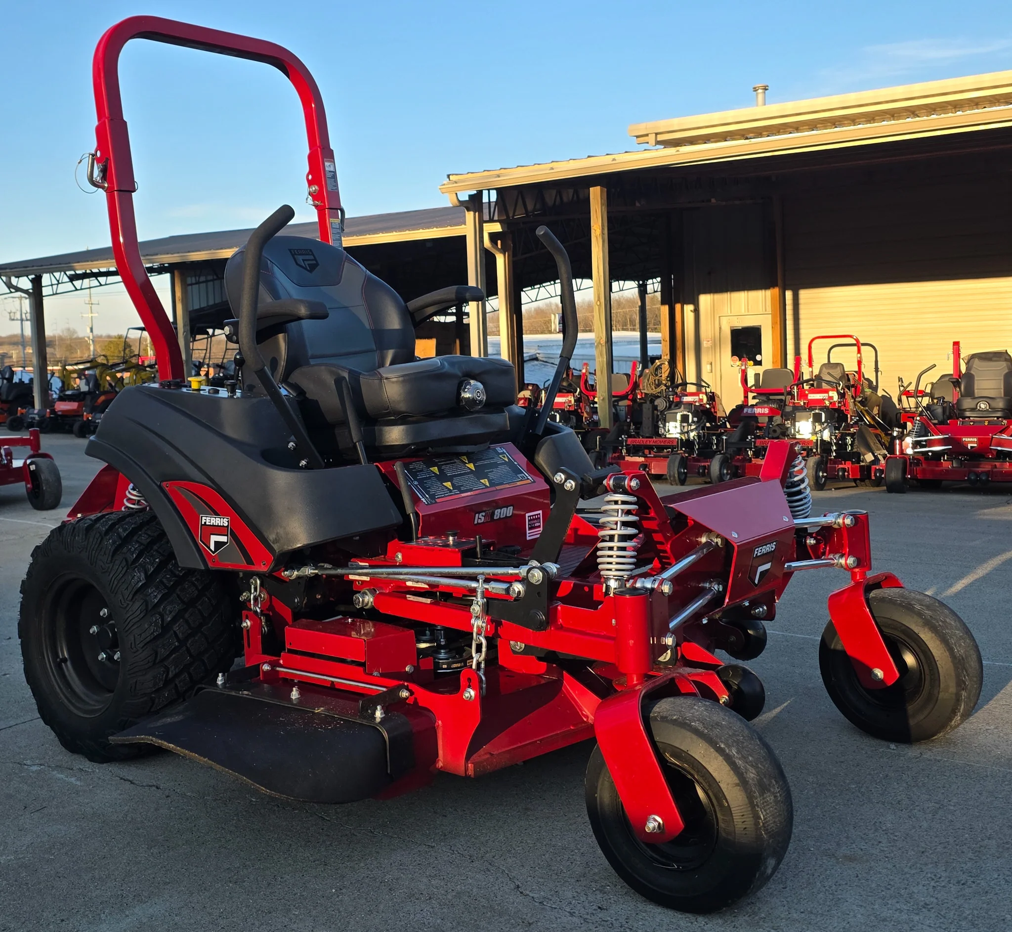 Used Ferris 5902084 52" ISX800 Zero Turn Mower 27HP Briggs 23 Hours - Image 3